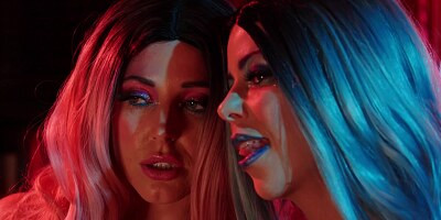 Alexis Fawx and Angela White lesbian play