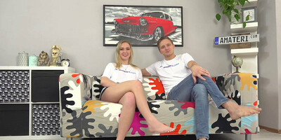 Amateur girl knows how to take it deep