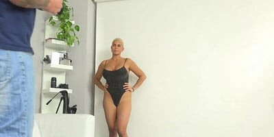 amazing blonde babe shows her sexual skills college casting