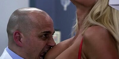 Amazing nurse is having sex with this naughty doctor