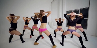 Arousing twerking babes will make you hard and horny