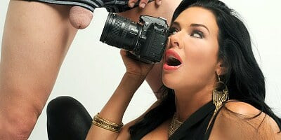 Ava Addams, Nikki Benz, Veronica Avluv, Bruce Venture in Cougarville - Episode 2 - DigitalPlayground