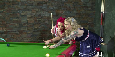 Billiard Babes