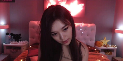 Bleeped her sister while she was recording her video and came