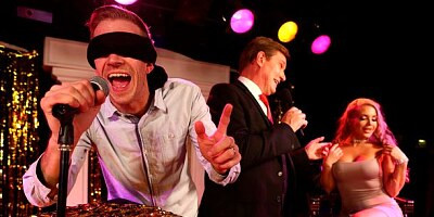 Blindfolded man wins a nice pussy of a hot Alessandra Jane