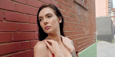 Canadian chick shows what the Great White North has to offer