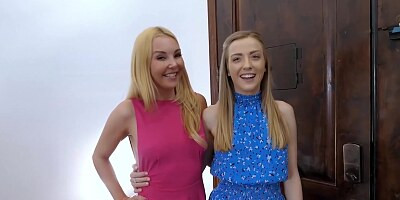 Caught my MILF stepmom eating out the pussy of my new aunt