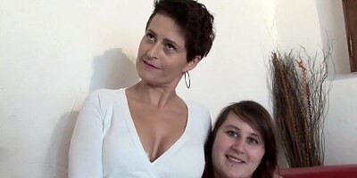 Couple using a fat piggy college girl