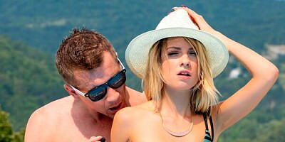 Cute glamorous blonde Rebecca Volpetti likes intensive fuck