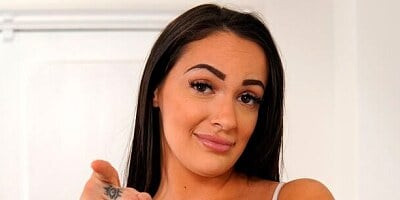 Cute-looking brunette Sofi Ryan is sucking on the knees like a pro