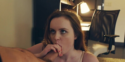 {daco} Delivery Girl