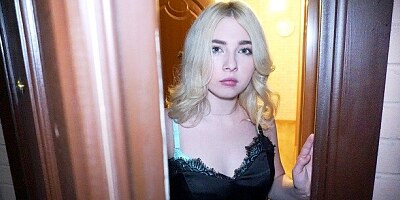 DEBT4k. Hairdresser cant earn enough money so why sells her vagina