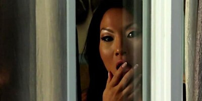 Desire to be the best makes doctor gives pussies for licking