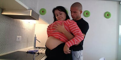 Fucking busty fat girlfriend on the kitchen