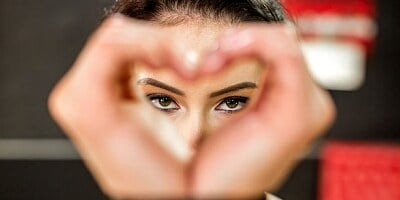 Glamorous brunette Anna De Ville is sucking a massive black boner