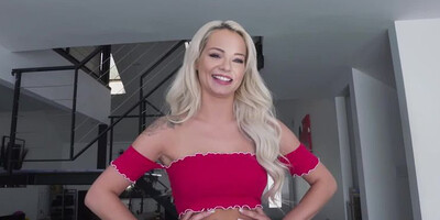 Goddess Elsa Jean Fucks A Thick Cock