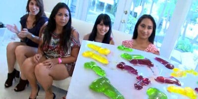 Heavenly pecker sharing delights - video 3