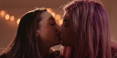 Horny lesbians Abigail Mac and Ashlee Juliet pussy lick