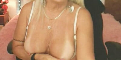 I like this hot girl