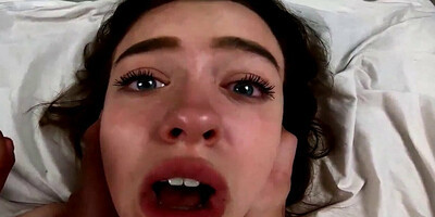 IK NEUKTE MIJN VRIENDIN STRAK KUTJE MET MIJN SPERMA