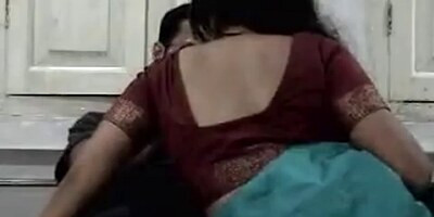 indian honeymoon pair