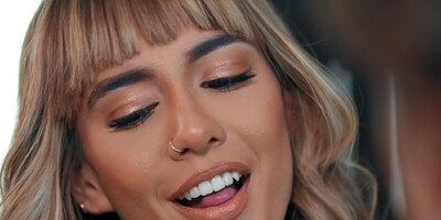 Influencer screwed by her sugar daddy