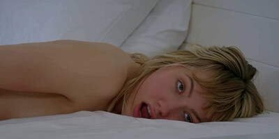 Ivy Wolfe and Zoey Taylor have steamy lesbian vacation