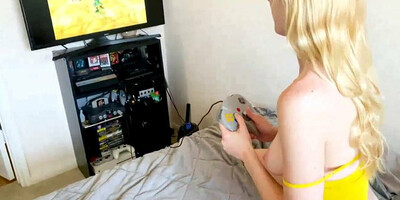 KJAERESTE KNULLET MED EN STOR PIKK - CUMSHOT