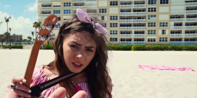 Lad seduces a cutie with an ukulele into a hard fuck