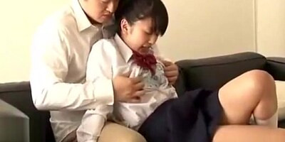 Madre e Hija drogadas con afrodis&iacute_aco en sesi&oacute_n de fotos VER Completo