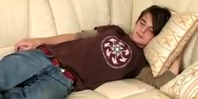 Mature afina fucks with a junior guy