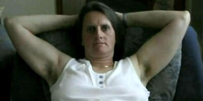 Meine Hausarbeit mache ich immer nur im Tshirtund Unterhose !