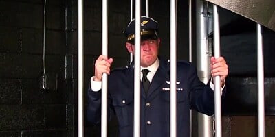 MILF Genie Lisa Ann Grants Fucking wish for Police Facial