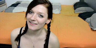 Nachhilfe Lehrerin erwischt - Er fickt mich ohne Gnade MarryFox