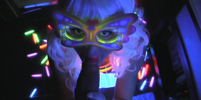 NASTY RAVER GIVES SUCKING COCK, FOOTJOB AND HANDJOB