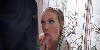 Nicole Aniston, Johnny Sins And Amia Miley In Hot Threesome Sex Video