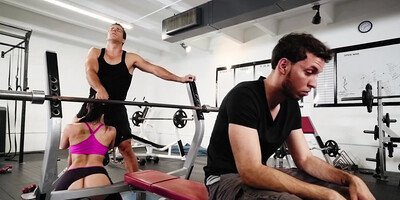 Rachel Starr was seduced in a Ramon Number machine and he fucked her