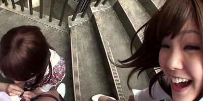 Rimu Endo teaches Ueno Misaki few tricks