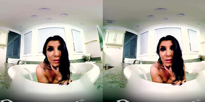 Romi Rain Tesing In The Tub And Fucking In The Bed - Only3Xvr
