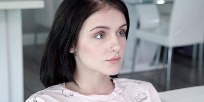 Rosalyn Sphinx - Uncontrollable Orgasms