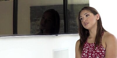 Sara Luvv excites us with this intense fuck