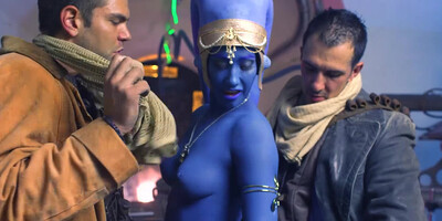 Sex-hungry Star Wars chick gets between two stallions