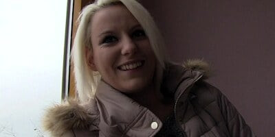 Sexy blonde lets stranger fuck her pussy with fat lips & spunk on her tits