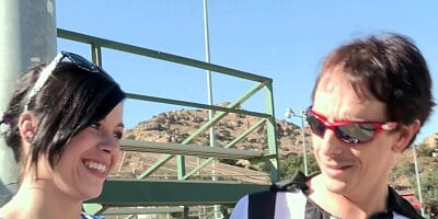 Sexy cheerleader wants her team to win