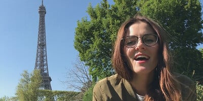 Sexy lesbian lovers Foxxi & Kira Zen go to Paris together for holidays