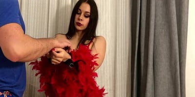 SEXY SHOWGIRL - MONTEZ SUR MA BITE