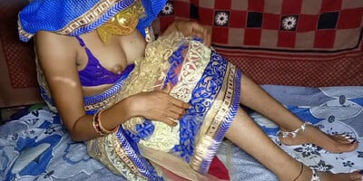 Shaadi Mein Ek Randi Bhabhi Ko Pataya Aur Rato Rat Chhod Diy