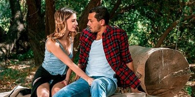 Sweet outdoor sex with a stunning white babe Kristen Scott