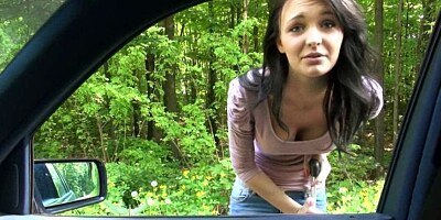 Teen hitchiker picked up and is extremely grateful