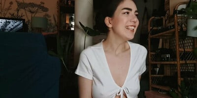 Vends-ta-culotte - French Goddess Insults Micro Penis Looser